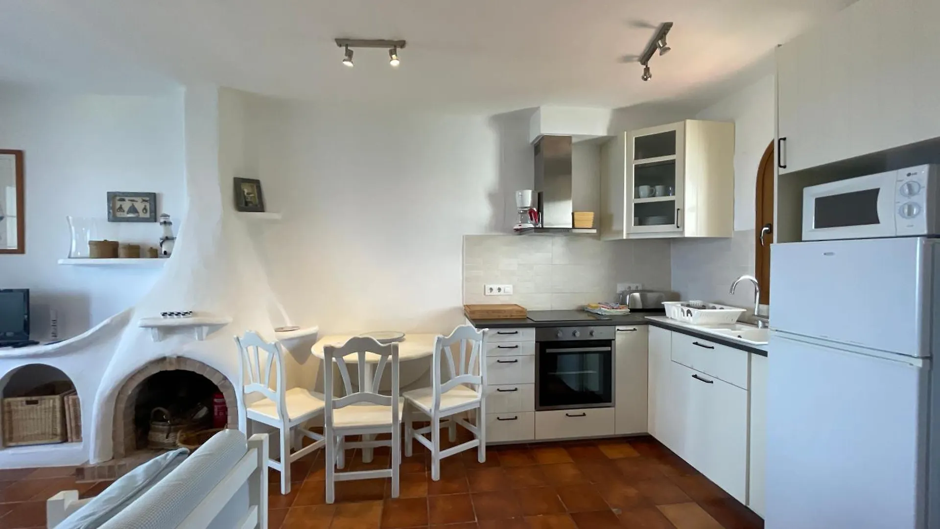 Appartamento BERGANTIN 109 by Riera Rossello Fornells  0*, Fornells (Menorca) Spagna